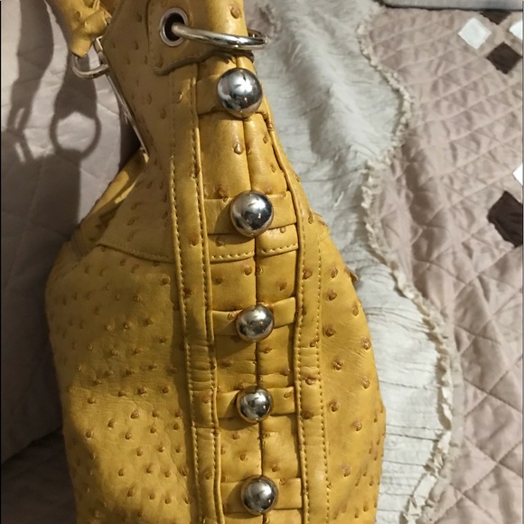 Michael Kors Purse.. - Picture 6 of 8